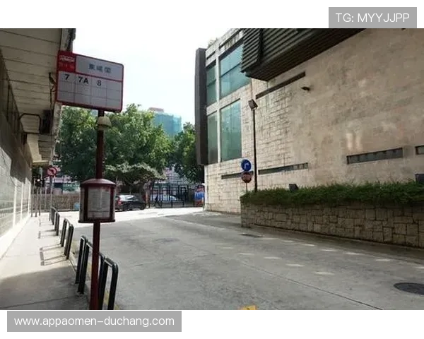 澳门回力娱乐场环境优雅，营造舒适放松的娱乐氛围让人流连忘返